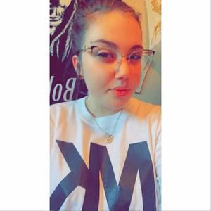 Meet your Posher, Danielle